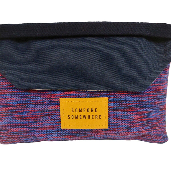 Delta Someone Somewhere Michoacan Fold-Over Tweed/Canvas Travel Kit Bag - Picture 4 of 8